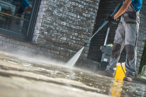 Cost of Storefront Pressure Washing in Metairie